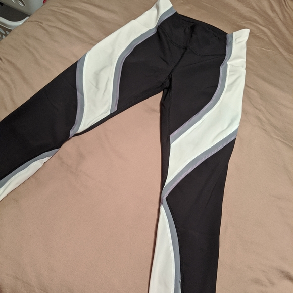 Lululemon leggings - Picture 1 of 10